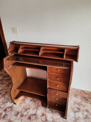 Escritorio madera antiguo para restaurar