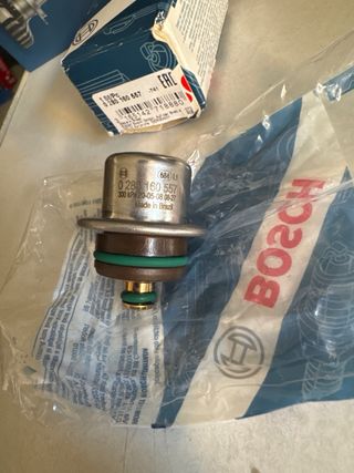 Regulador presión gasolina BOSCH 0 280 160 557