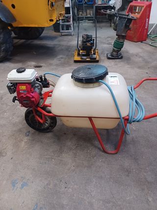 Carrillo fumigador a presión