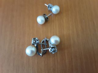 Collar y pendientes perlas blancas