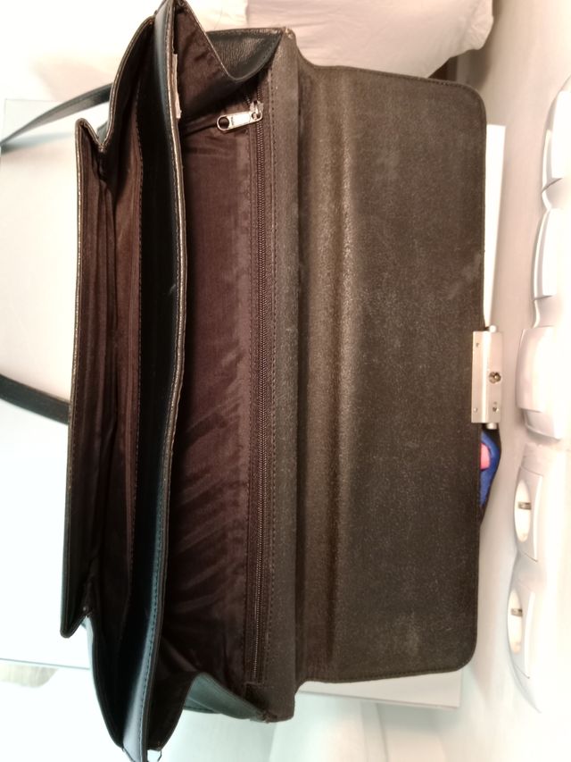 Maletín Mandarina Duck negro