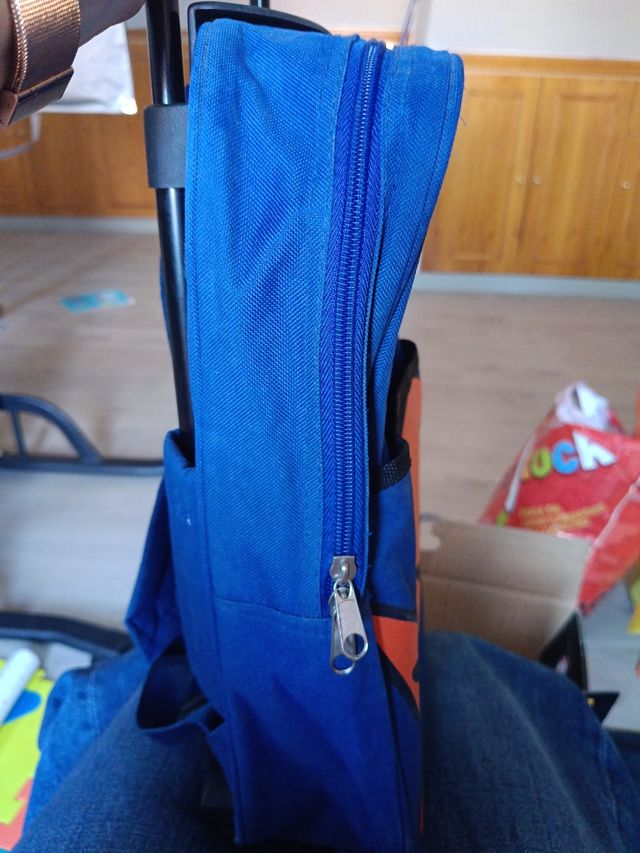 Mochila infantil ruedas azul