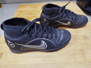 SOLO ENVÍO Zapatillas Nike Multitaco 