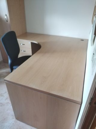 Escritorio esquinero madera - beige