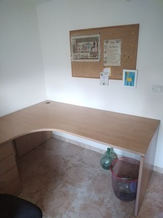 Escritorio esquinero madera - beige