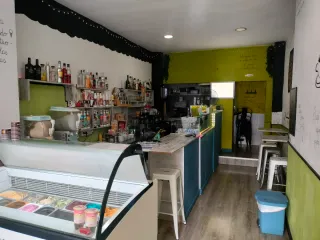 Traspaso Cafetería-Heladería