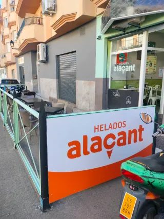 Traspaso Cafetería-Heladería