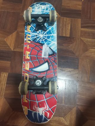 Monopatín Spider man 2