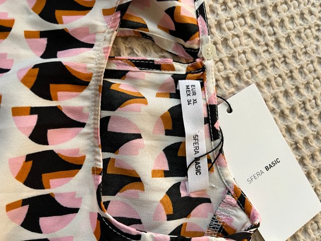 Blusa Sfera estampada