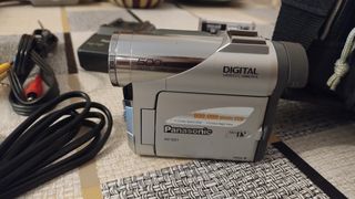 VIDEOCÁMARA PANASONIC NV-GS1 MINIDV