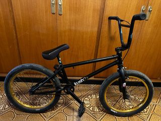 Bicicleta BMX KUSH2+ negra 20”