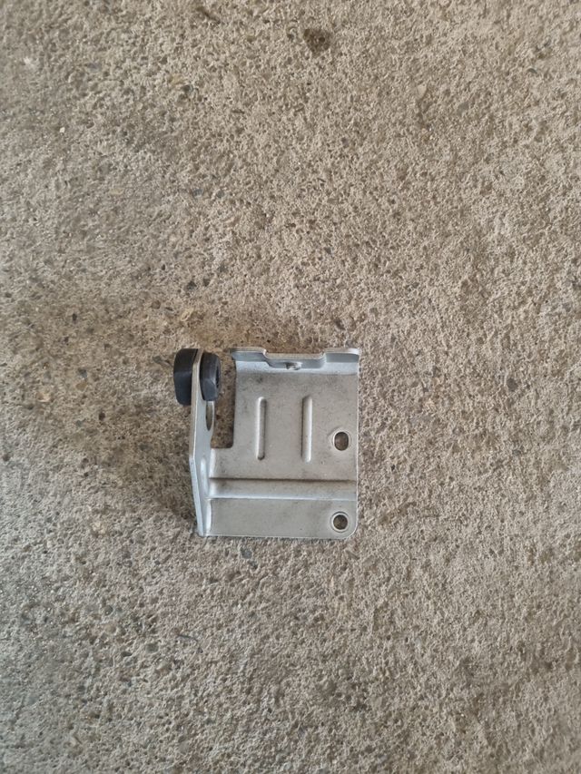 Supporto per cavo gas BMW E36 318is