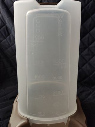 Tolva 2 en 1: comida y agua