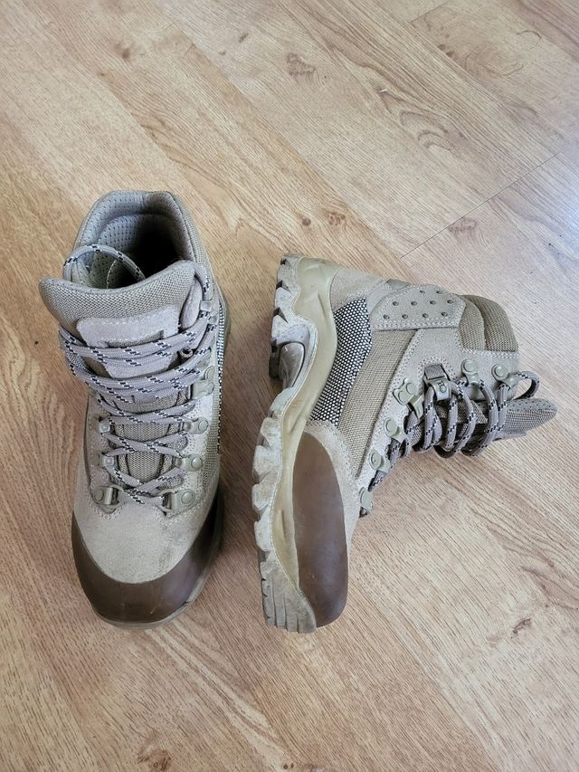 Botas ITURRI militares beige. Talla 37