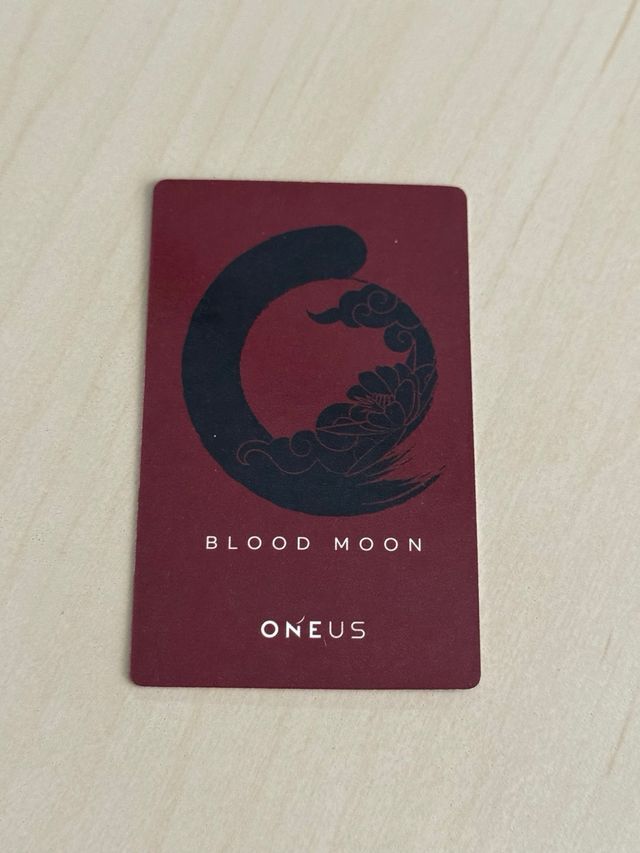 ONEUS Seoho Blood Moon Photocard