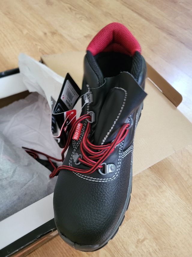 Botas de seguridad BELLOTA, talla 37.