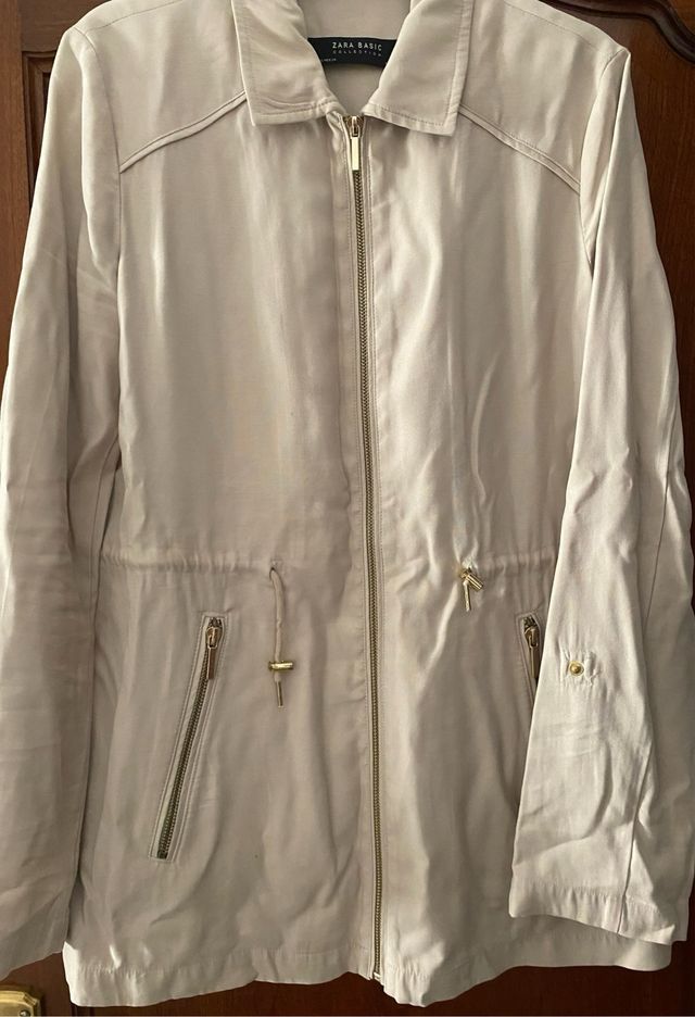 Chaqueta Zara Basic beige talla XS