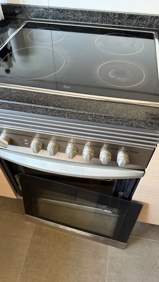 Vitrocerámica y Horno Teka HI535ME