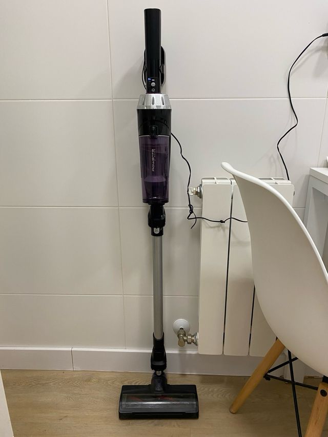 Aspiradora escoba Rowenta Nano