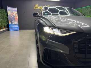 Audi Q8 Black line plus 50 TDI 210kW quattro tip