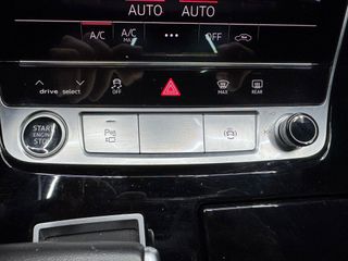 Audi Q8 Black line plus 50 TDI 210kW quattro tip