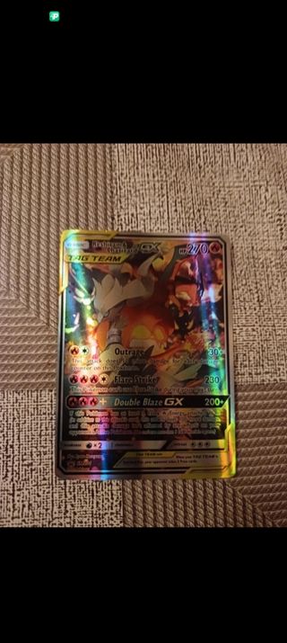 Carte Pokemon GX: Regigigas&Charizard, Pikachu&Zek