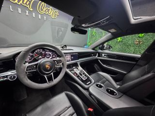 Porsche Panamera 4 E-Hybrid Executive