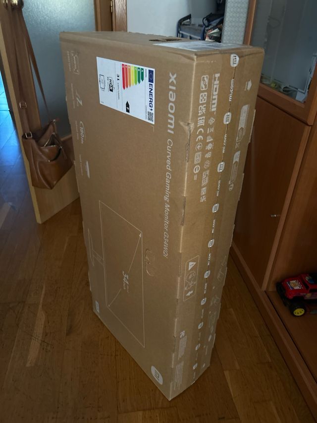 Monitor curvo Xiaomi 34"-180Mhz WQHD