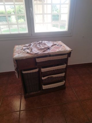 Tabla planchar mimbre vintage solo hasta elDomingo