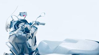 Piaggio Mp3 400 HPE Sport. 2023. Carnet de coche