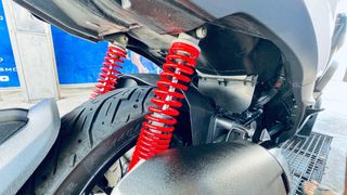 Piaggio Mp3 400 HPE Sport. 2023. Carnet de coche