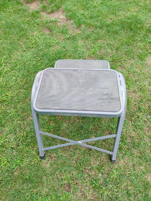 Escala 2 graons per caravana o camper