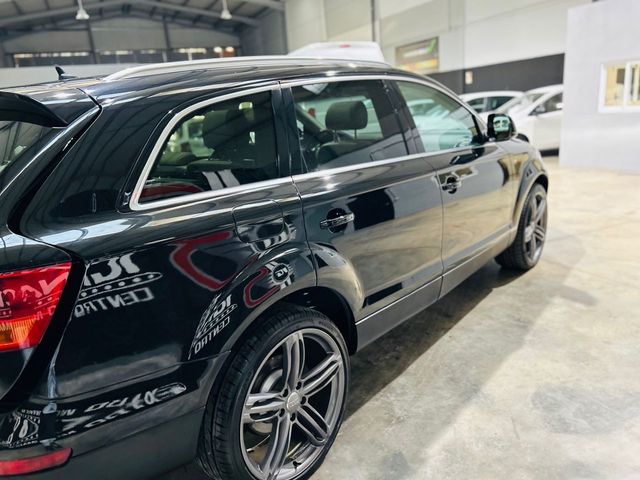 Audi Q7 3.0TDI quattro 