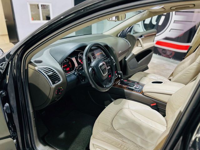 Audi Q7 3.0TDI quattro 