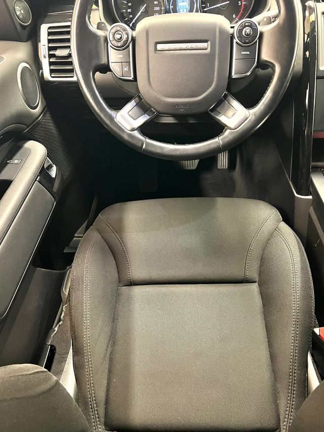 Land Rover Discovery 2018