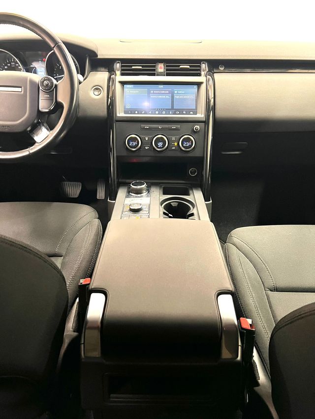 Land Rover Discovery 2018