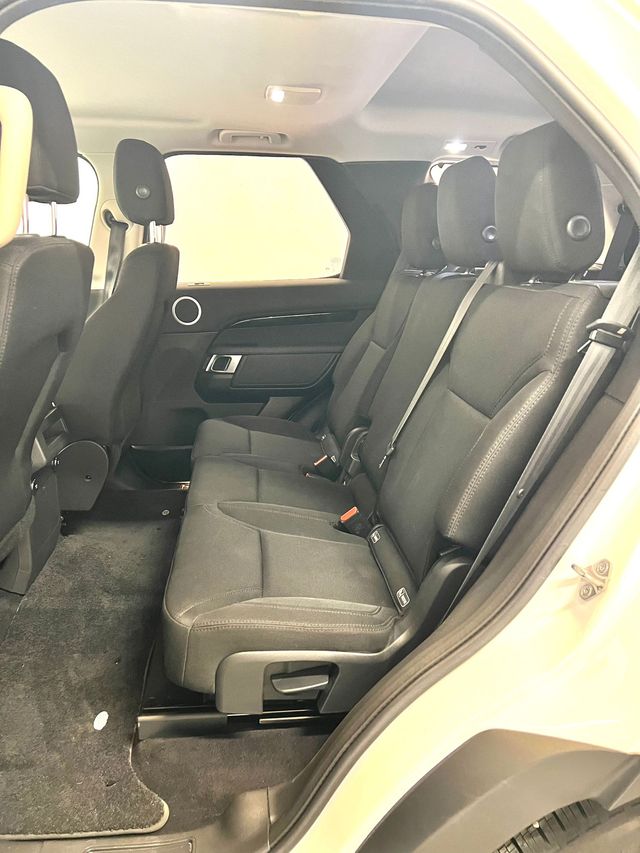 Land Rover Discovery 2018