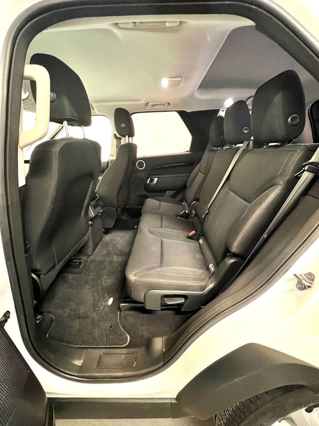 Land Rover Discovery 2018