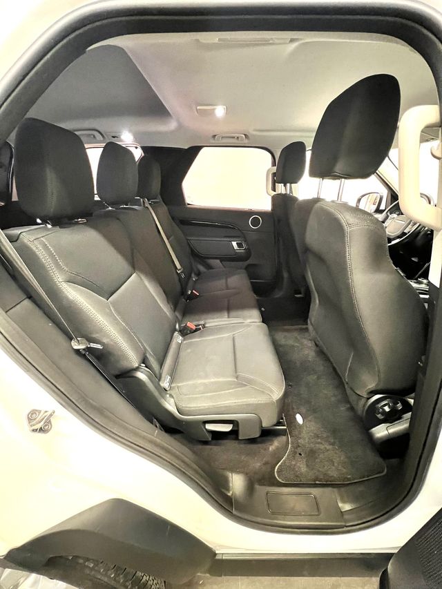 Land Rover Discovery 2018