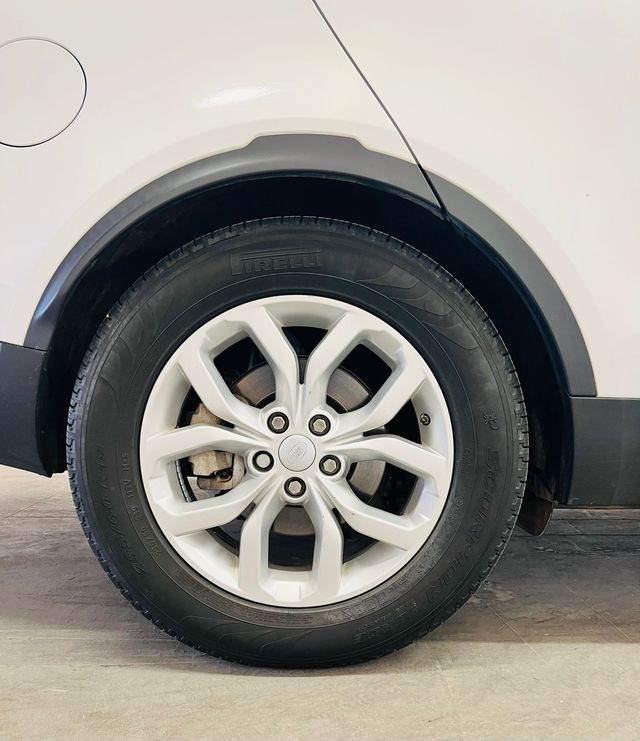 Land Rover Discovery 2018