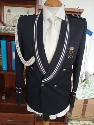 TRAJE DE COMUNION TALLA 13