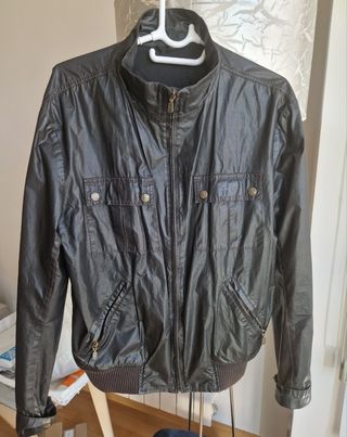 Cazadora Belstaff negra XL