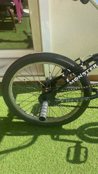BMX Monster Energy