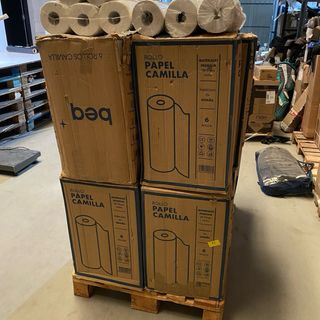 Lote 18 Cajas x 6 Rollos Papel Camilla Premium