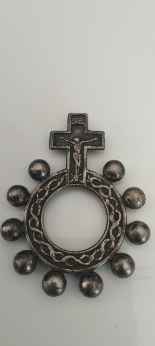 Rosarios y medallas antiguas