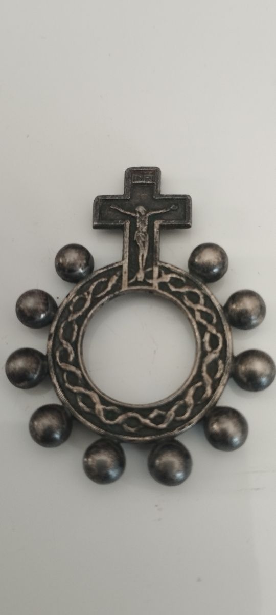 Rosarios y medallas antiguas