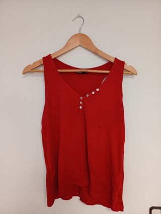 Camiseta roja Shana M