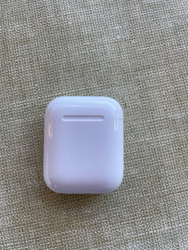Airpods Apple  con funda
