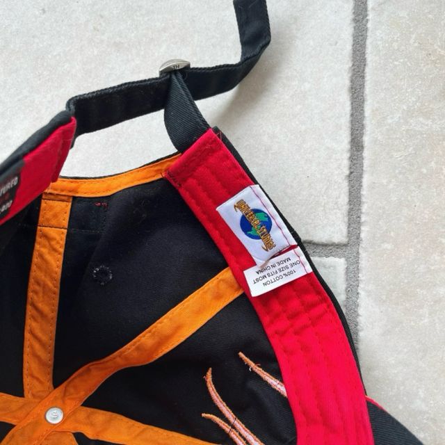 Vintage Universal Studios flames cap OS