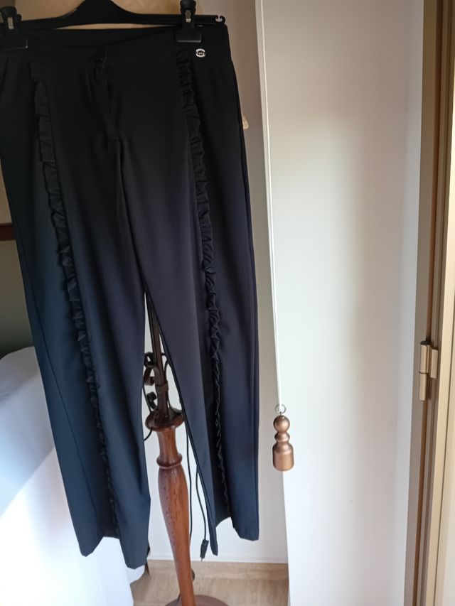 Pantaloni Biblos neri a ruches